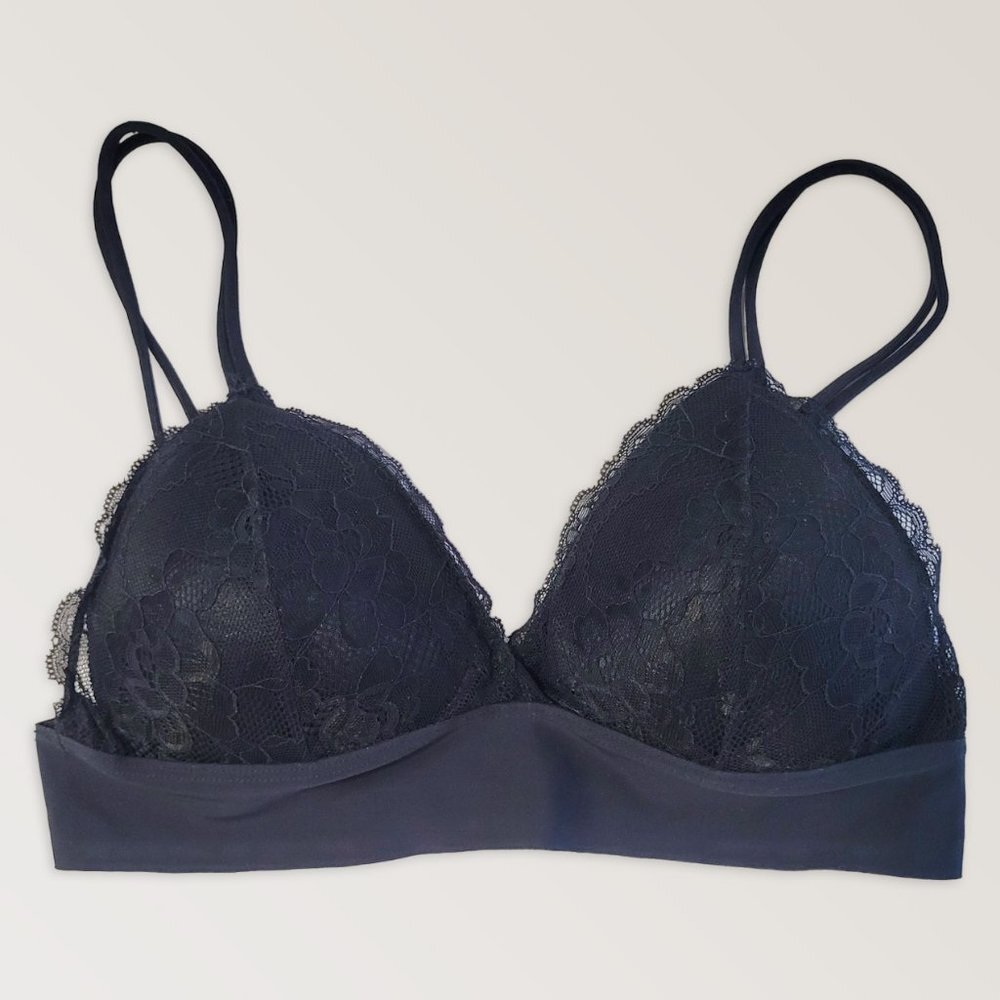 Comfy Wireless Bra, Black Lace Party Bra, Size 36B/36C